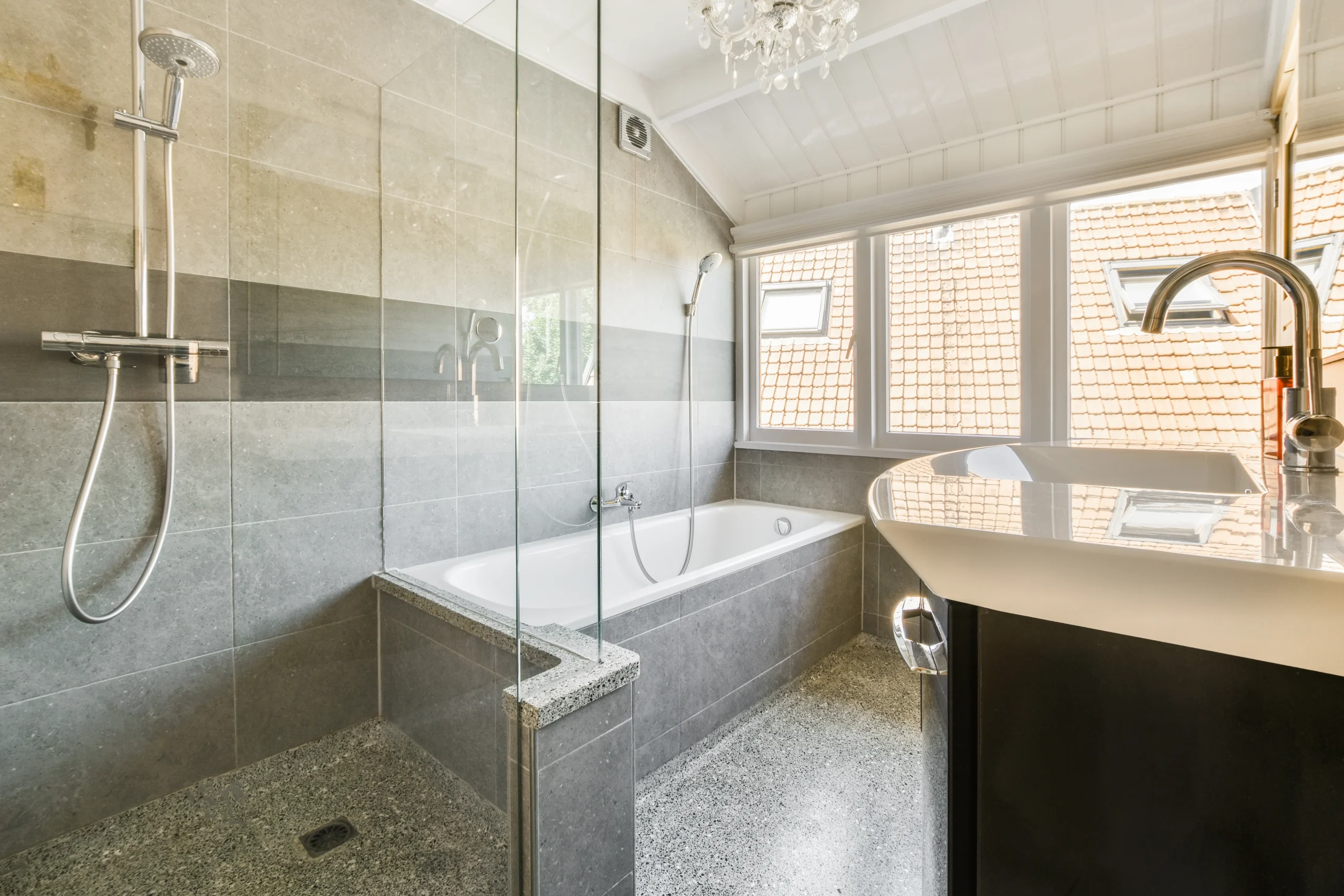 modern-shower-in-bathroom-in-apartment-2026-01-08-00-02-34-utc